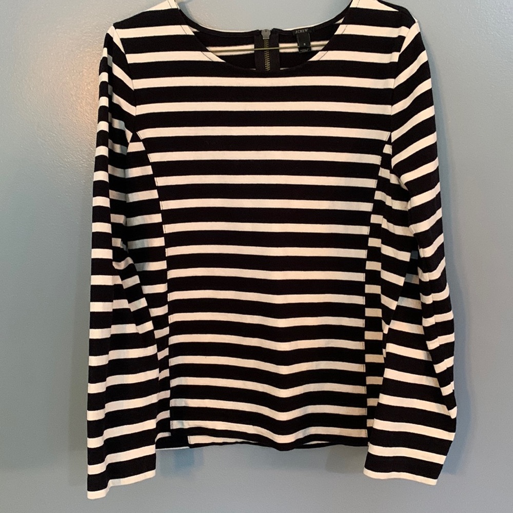 Women’s EUC J. Crew 100% cotton top. Size S.